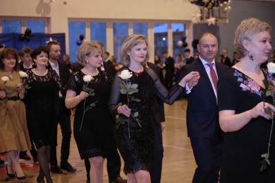 Bal_gimnazjalny_2019_053.jpg